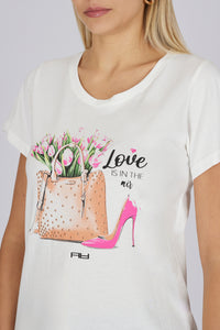 T-Shirt Love is in the Air