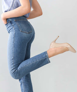 Come smacchiare i jeans: trucchi e consigli