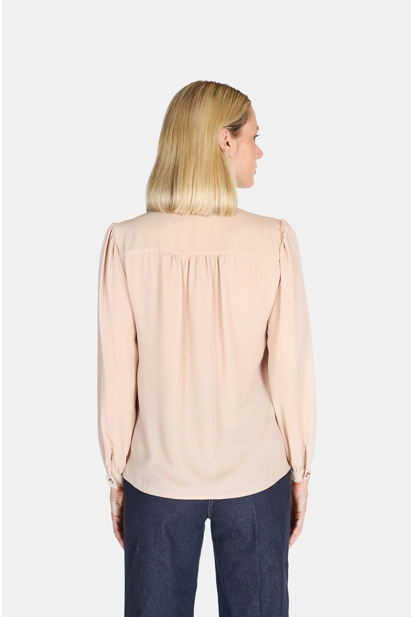 Blusa con fiocco