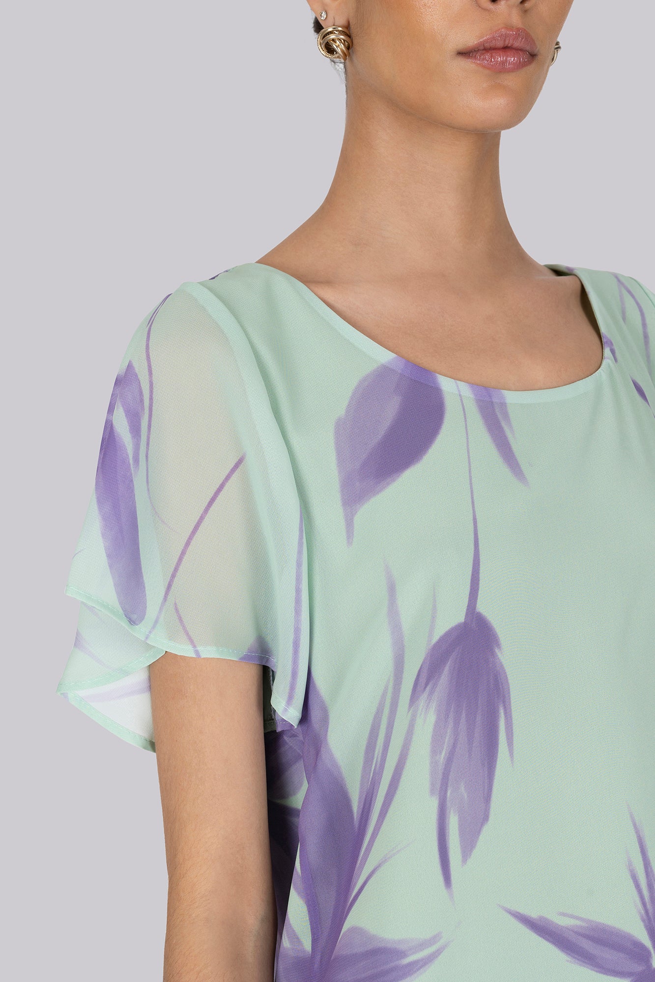 Blusa fantasia scollo rotondo