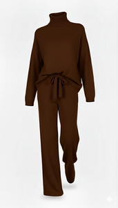 COORDINATO A  MAGLIA DOLCEVITA CON PANTALONE AMPIO IN MAGLIA