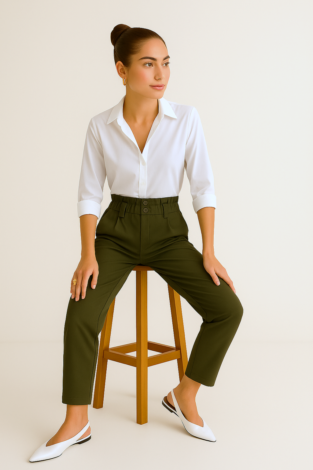 PANTALONE CON ELASTICO IN VITA