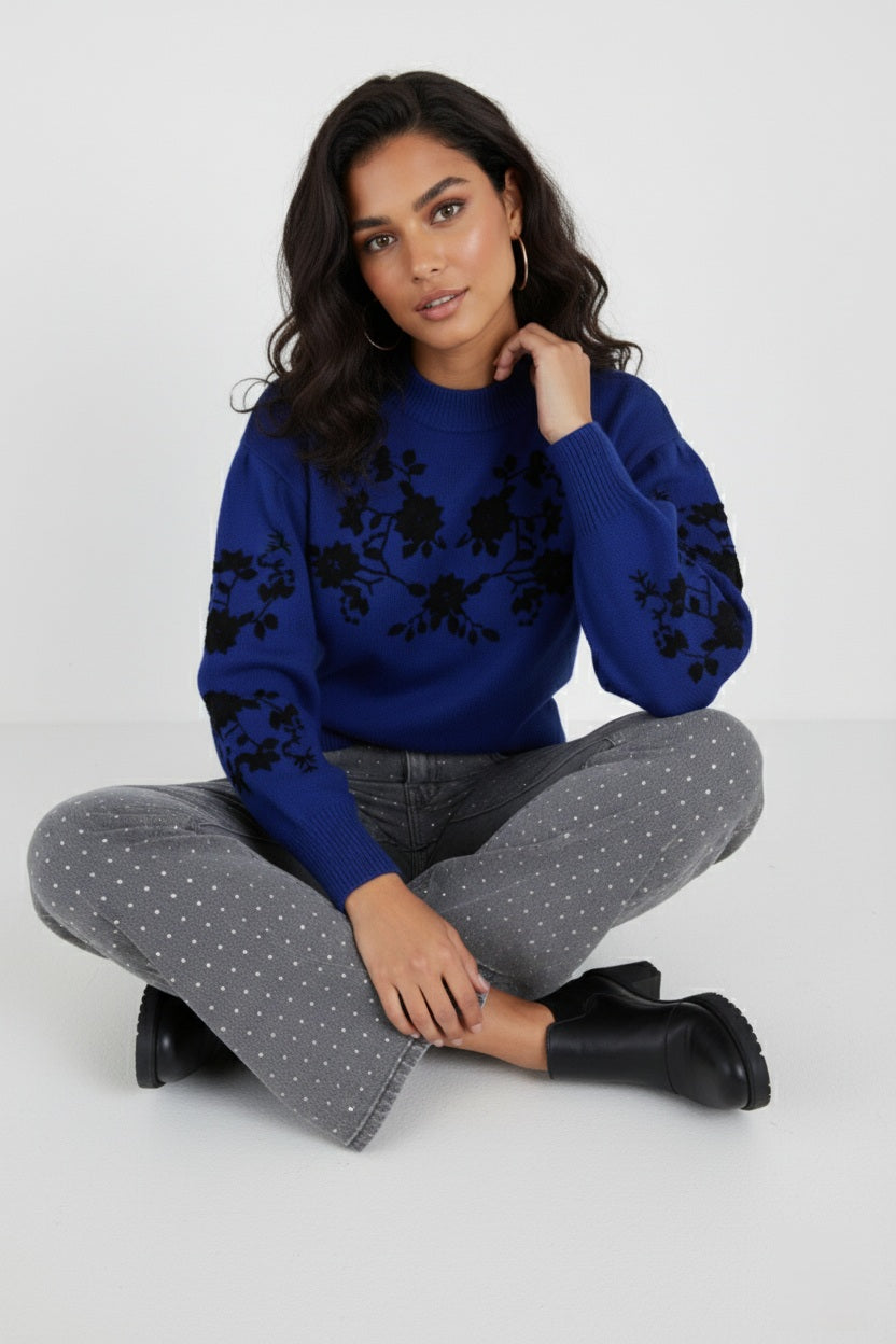 MAGLIA GIROCOLLO CON RICAMO FIORI