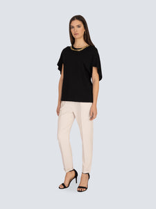 T-shirt con scollo a catena