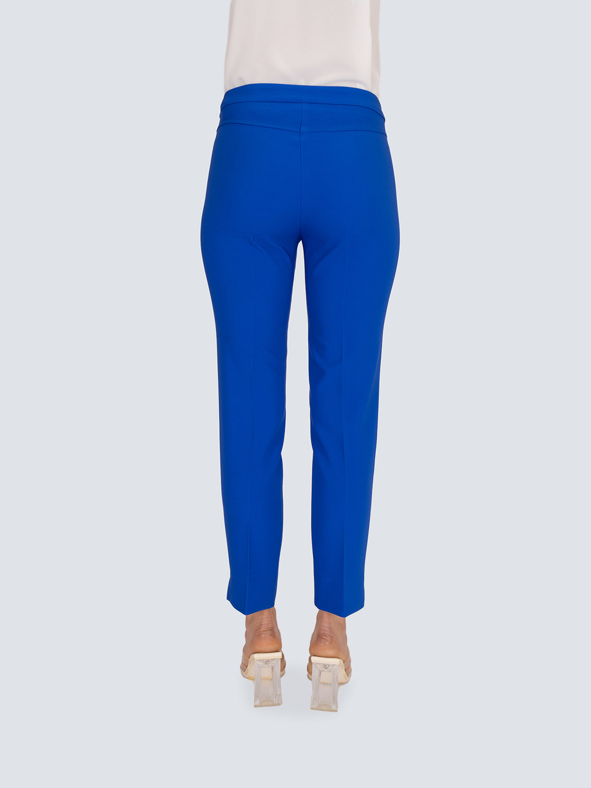 Pantalone con carré e spacchi